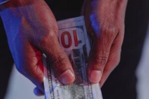 Seeking Legal Guidance Is Crucial To Avoid Jail Time After an Illinois Theft Arrest