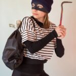 Understanding the Difference: “Robbery” and “Theft from a Person” in Illinois